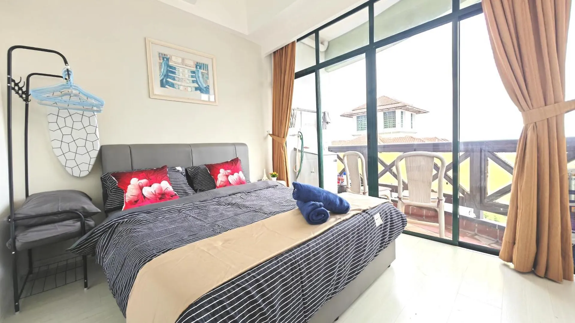 Leisure Sunset Home 2Br 4Pax Seaview Town Area Малакка